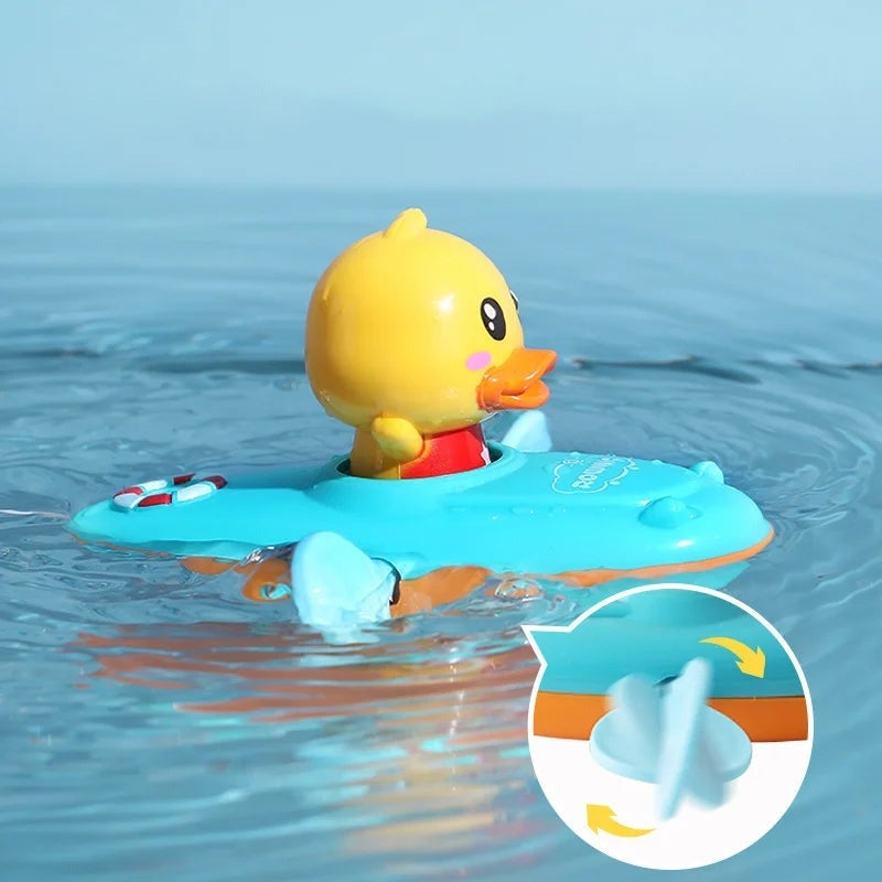 Duck Kayak Toy, Cute Bath Accessory, Compact and Easy to Use, Safe for Ages 2+