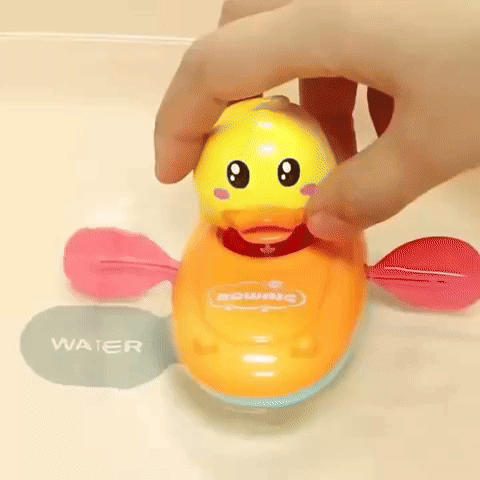 Duck Kayak Toy, Cute Bath Accessory, Compact and Easy to Use, Safe for Ages 2+