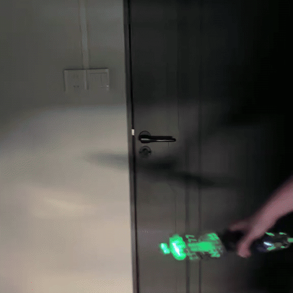 120 cm Double - Headed LED Colorful Lightsaber Toy - Extendable Laser Sword for Kids and Adults