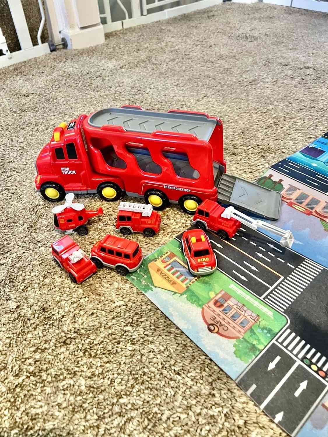 5-in-1 Rescue Vehicle Fire Truck with Inertial Friction Power, Rotatable Front Cab, Lights & Sound Effects, Safe for Ages 3+