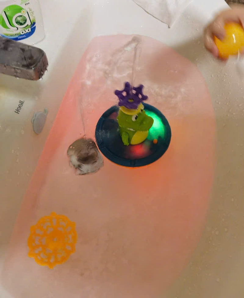 Bath Toy, Crocodile Water Spray with LED Lights, Multiple Spray Nozzles, Safe for Ages 3+