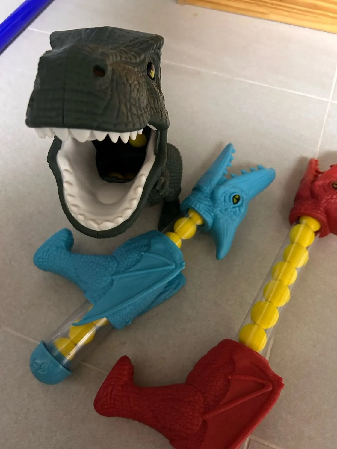 Dinosaur Shooting Toy with Sound, Lights, and Mist Spray Mode, Safe for Ages 3+