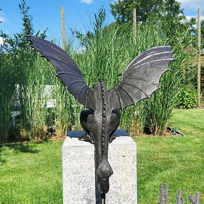 Resin Dragon Garden Fountain for Outdoor Dragon Decor and Garden Decoration
