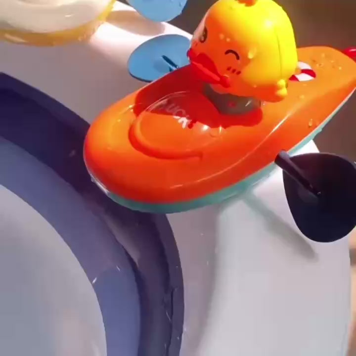 Duck Kayak Toy, Cute Bath Accessory, Compact and Easy to Use, Safe for Ages 2+