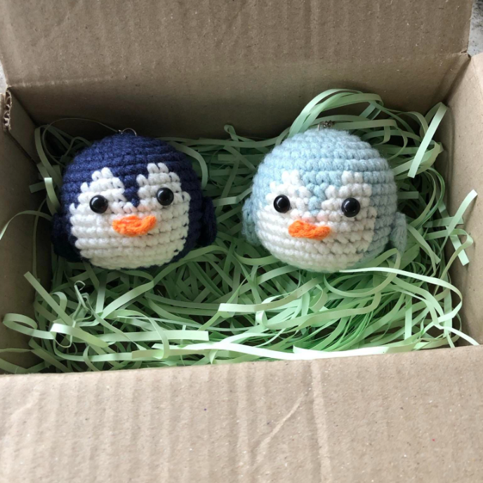 Handmade-Lovely-Penguin-Keychain-for-Animal-Lovers-2.png